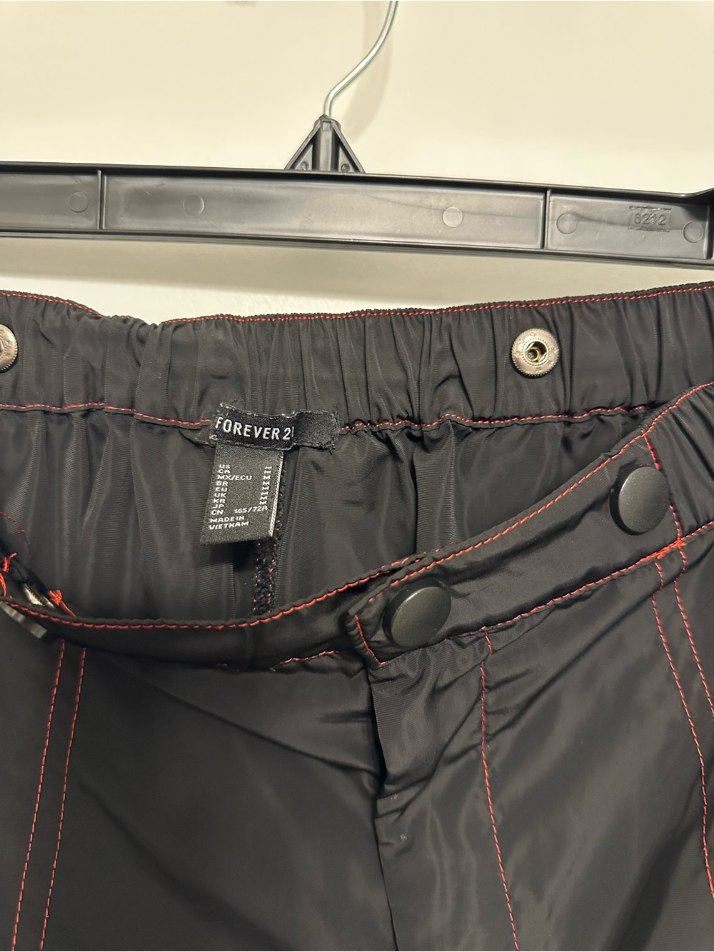 Forever 21 Cargo Pants - Picture 3 of 4